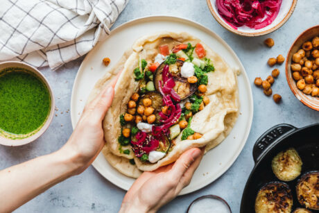 Sabich - israelisches Frühstücks-Sandwich