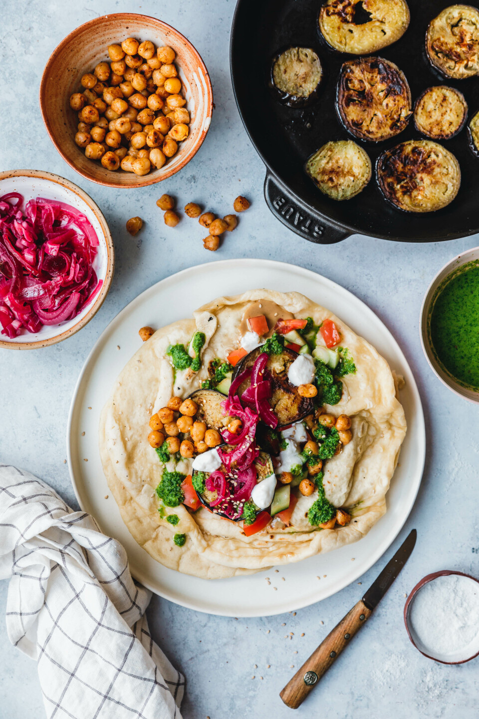 Sabich - israelisches Frühstücks-Sandwich