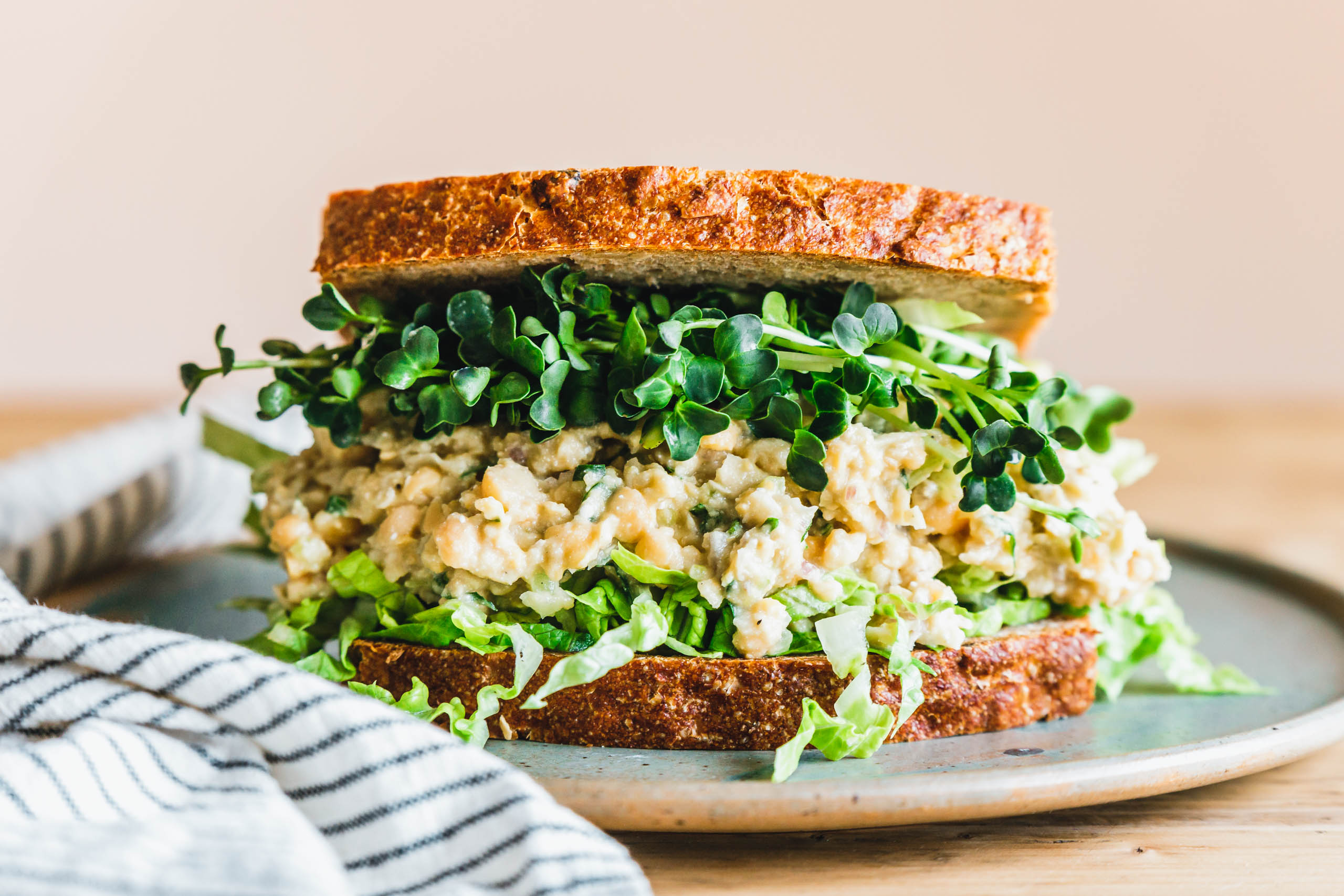 Das leckerste Kichererbsensalat-Sandwich