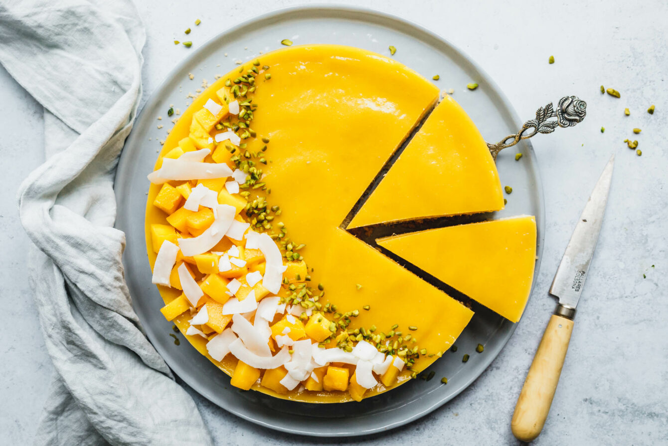 No Bake Mango Cake