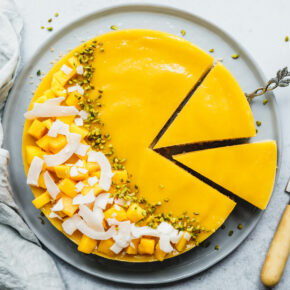 No Bake Mango Cake