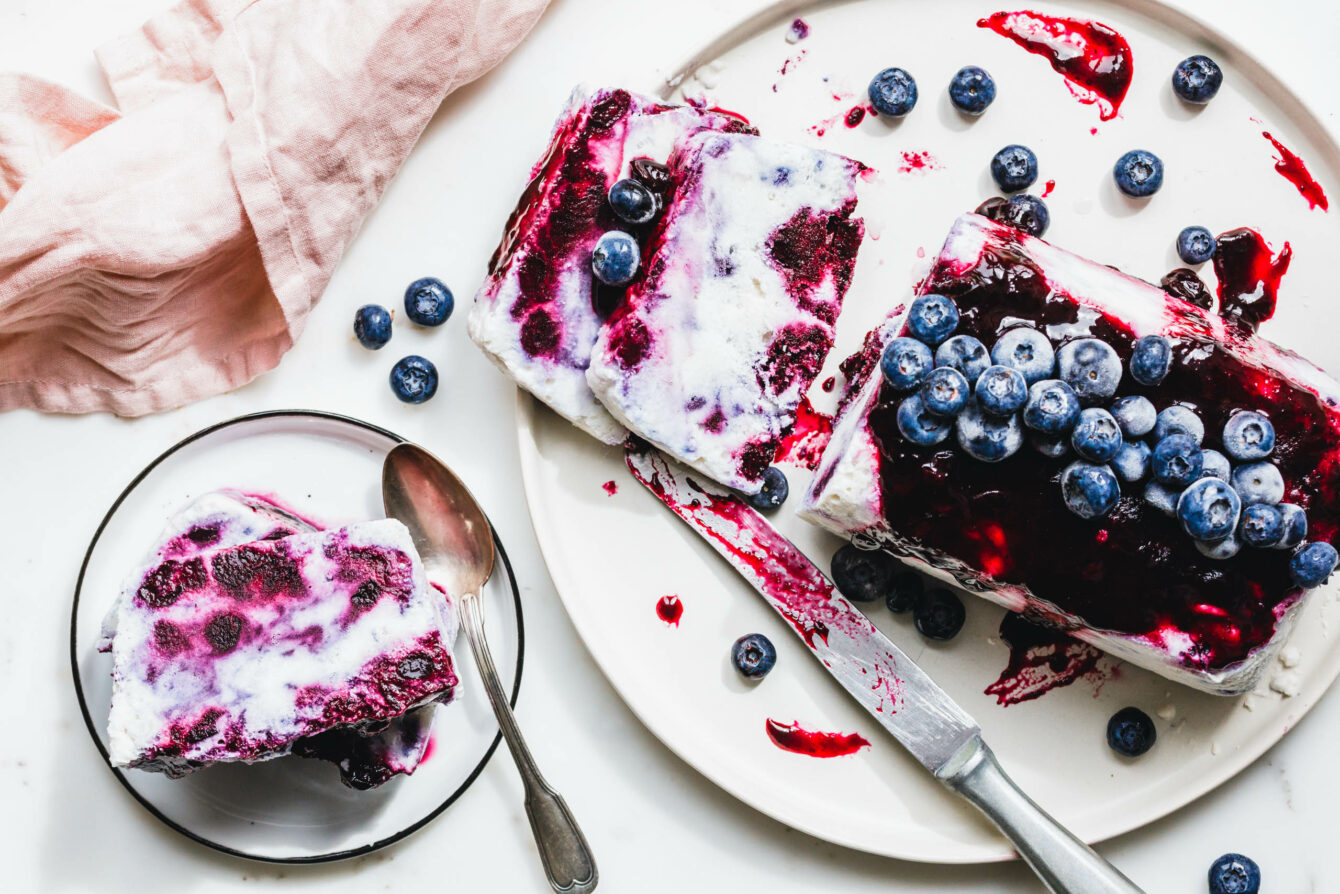 Veganes Heidelbeer-Semifreddo