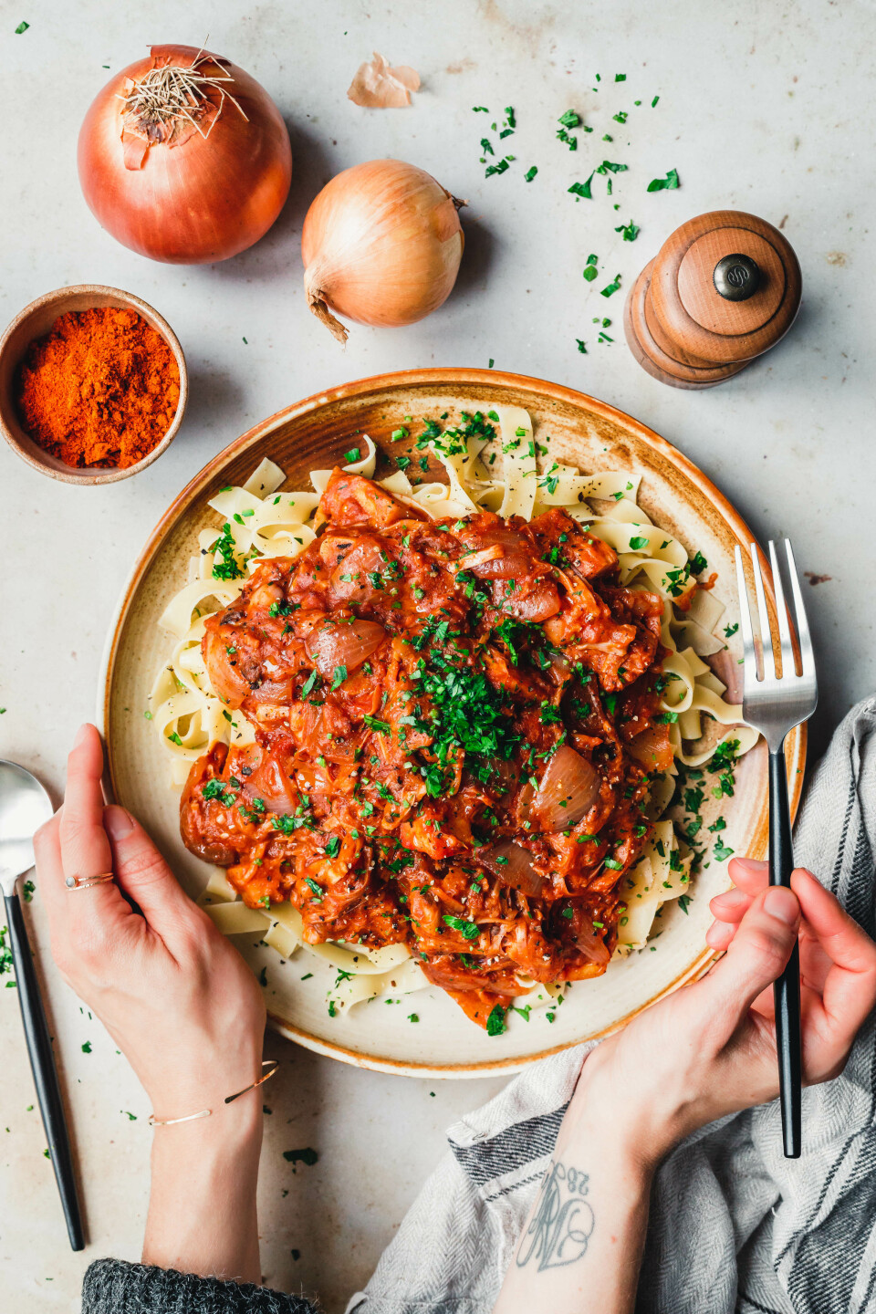 Veganes Gulasch mit Jackfruit