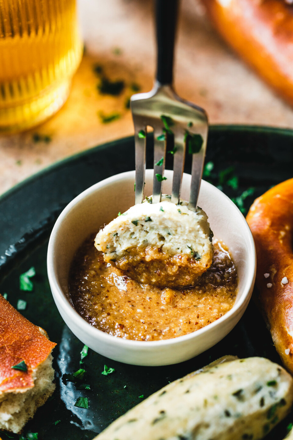 Vegane Weißwurst aus Tofu und Seitan