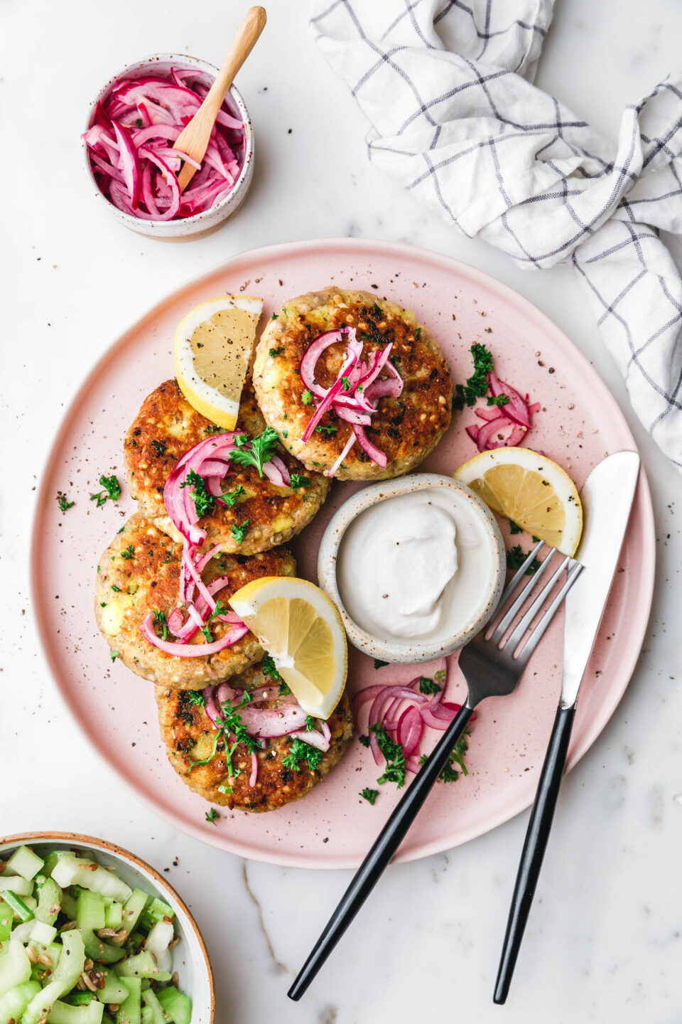 Einfache Kartoffelfrikadellen mit Buchweizen