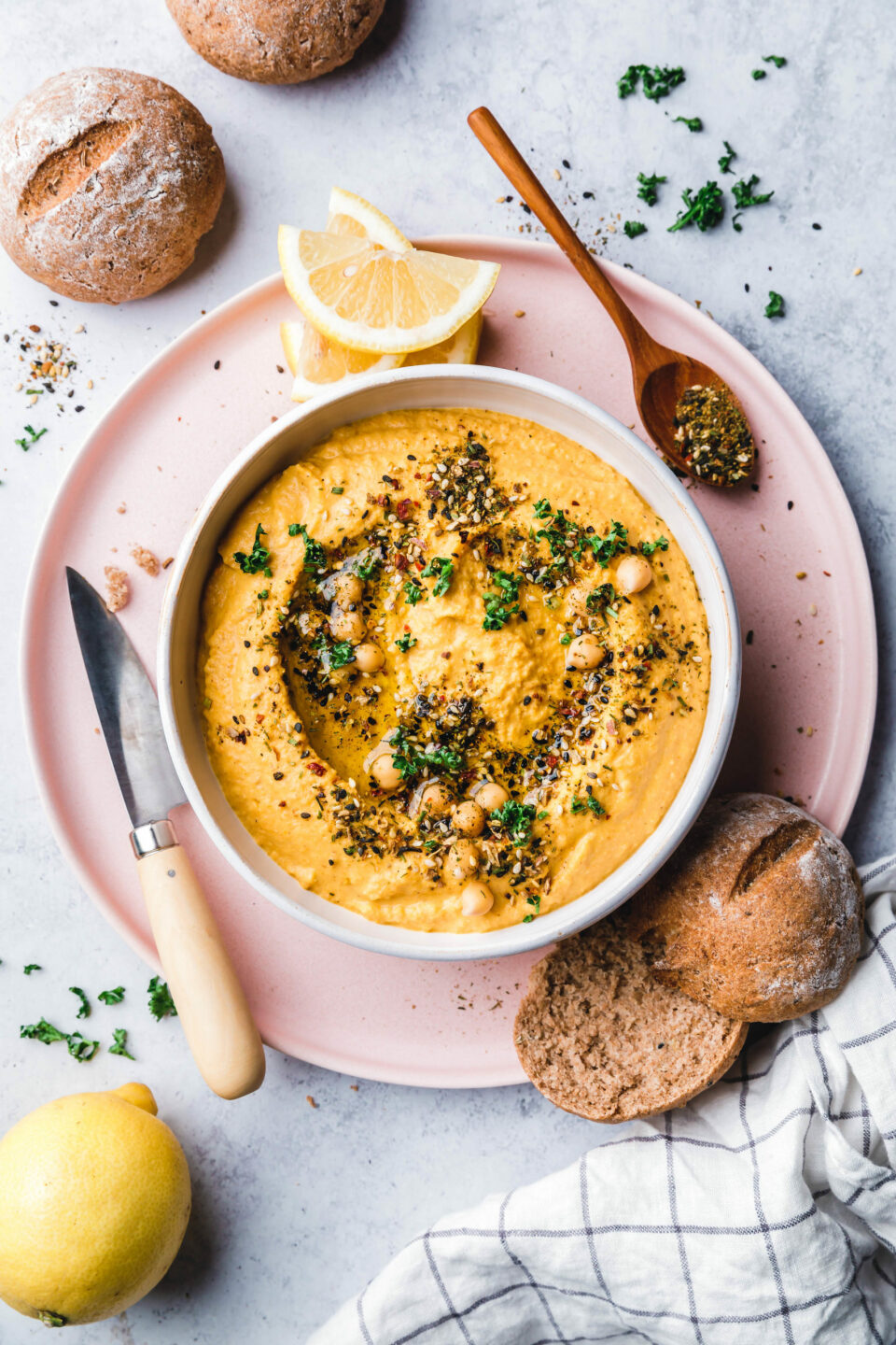 Gerösteter Karottenhummus