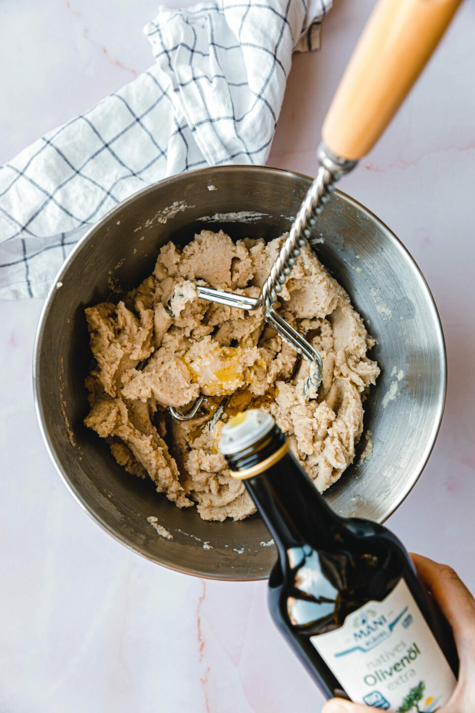 Skordalia – griechischer Kartoffel-Knoblauch-Dip