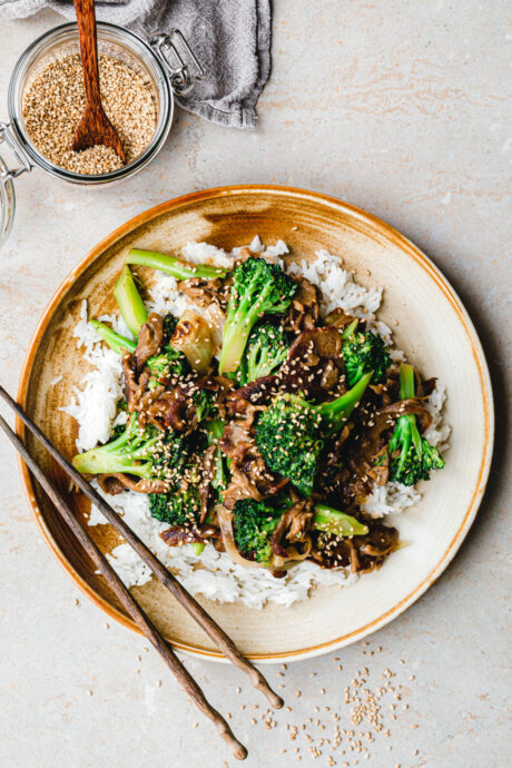 Vegan Beef and Broccoli – Brokkoli-Stir-fry mit Seitan