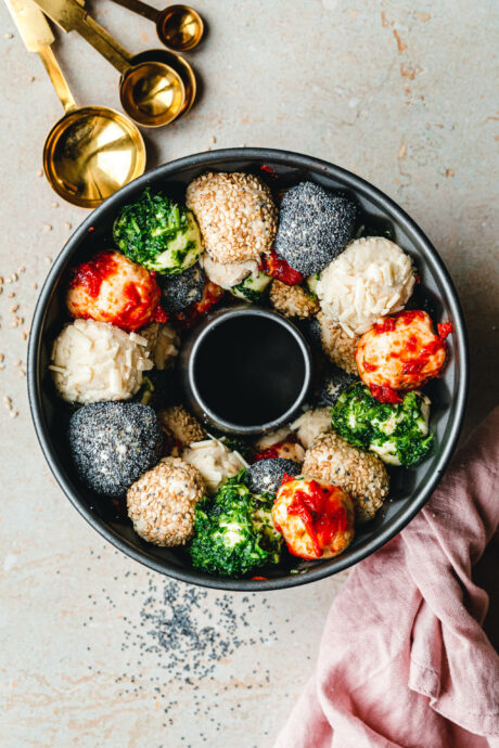 Herzhaftes Monkey Bread mit Sauerteig