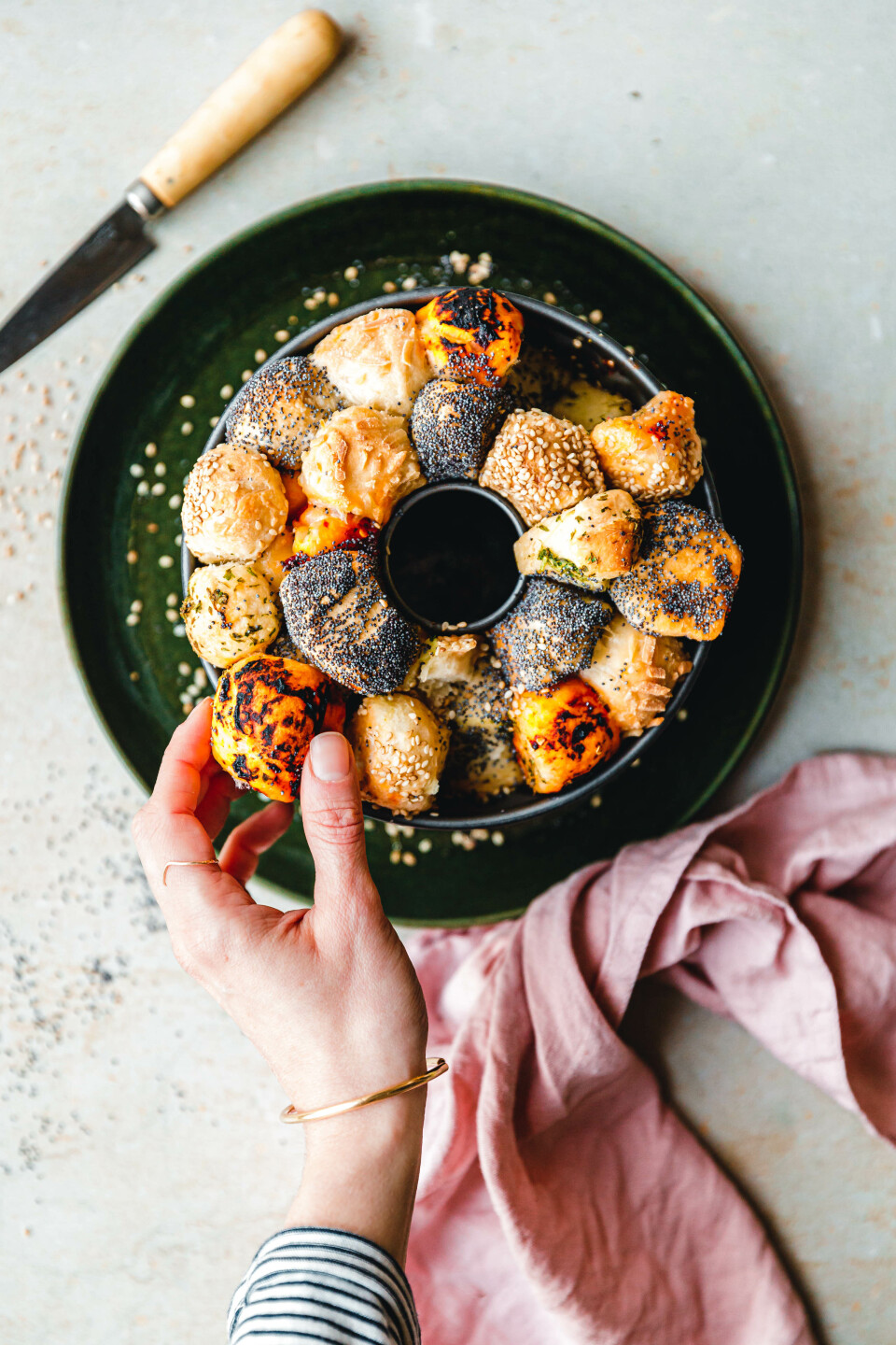 Herzhaftes Monkey Bread mit Sauerteig