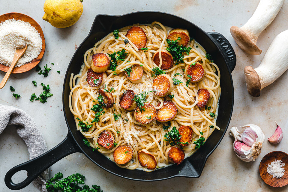 Spaghetti mit Zitronen-Knoblauch-Sauce & Pilz-Scallops