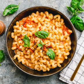 Vegane Baked Feta Pasta