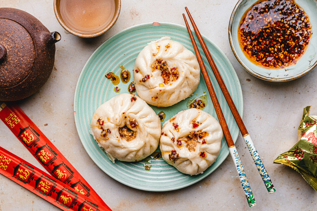 Vegane Baozi mit Barbecue-Tofu-Füllung