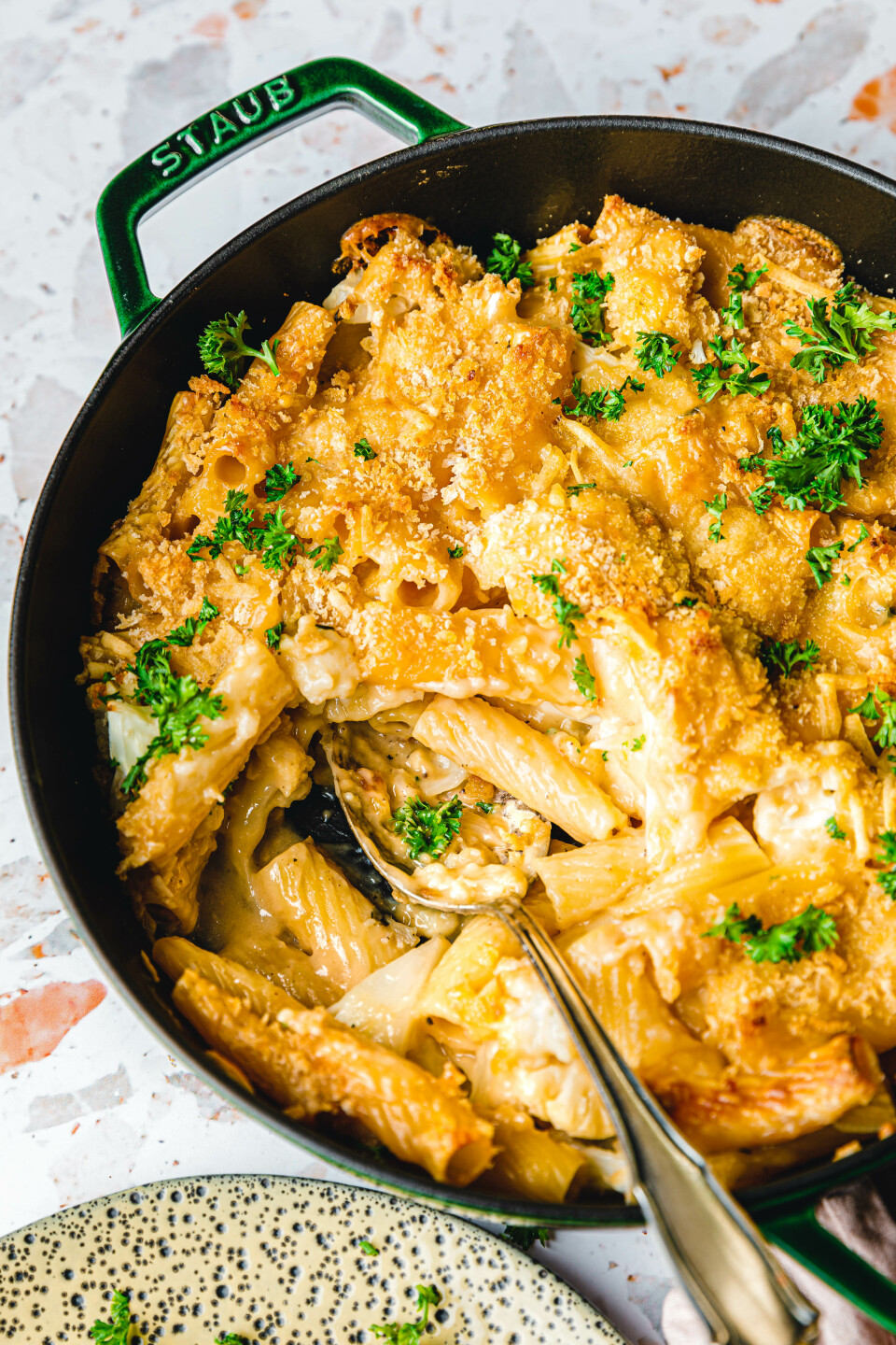 Blumenkohl-Nudelauflauf mit Miso