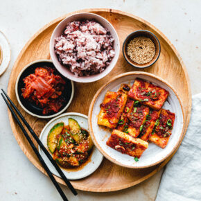 Koreanischer geschmorter Tofu – Dubu Jorim