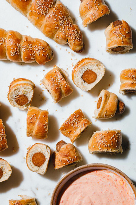 Vegane Würstchen im Schlafrock