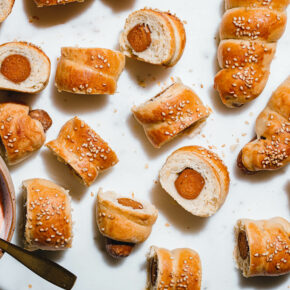 Vegane Würstchen im Schlafrock