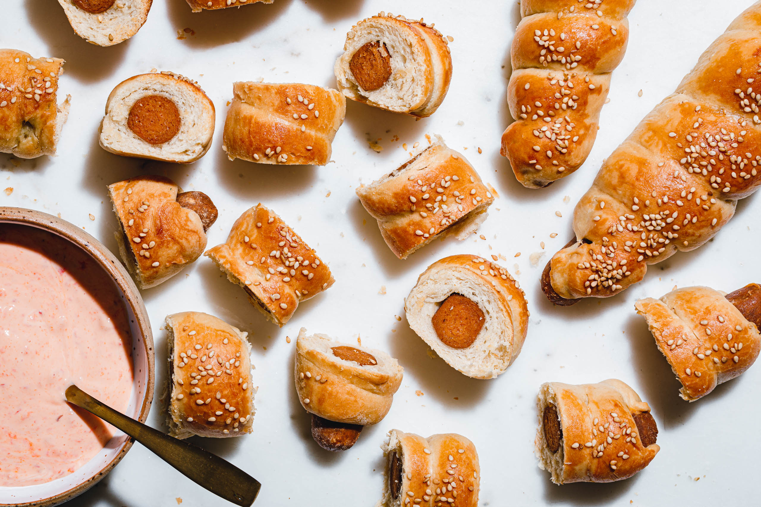 Vegane Würstchen im Schlafrock