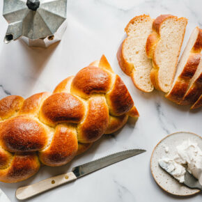 Unser liebster veganer Hefezopf