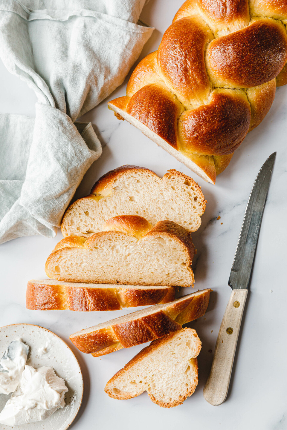 Unser liebster veganer Hefezopf