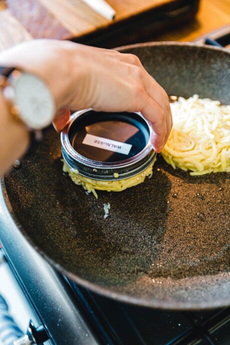 Kartoffelpuffer braten