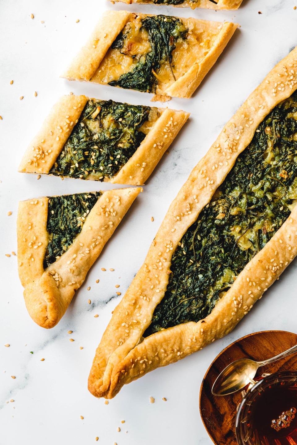 Vegane Pide mit Spinat