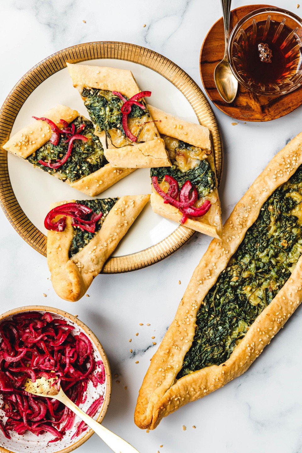 Vegane Pide mit Spinat