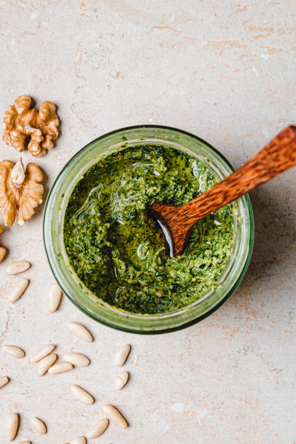 Veganes Rucola-Bärlauch-Pesto