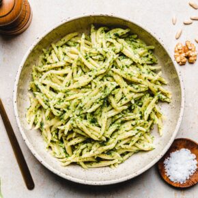 Veganes Rucola-Bärlauch-Pesto