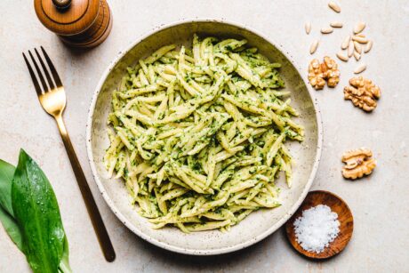 Veganes Rucola-Bärlauch-Pesto
