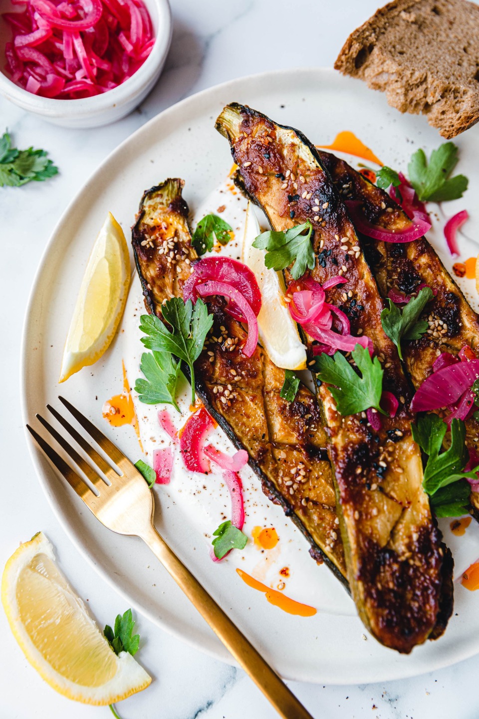 Geröstete Miso-Zucchini aus dem Ofen