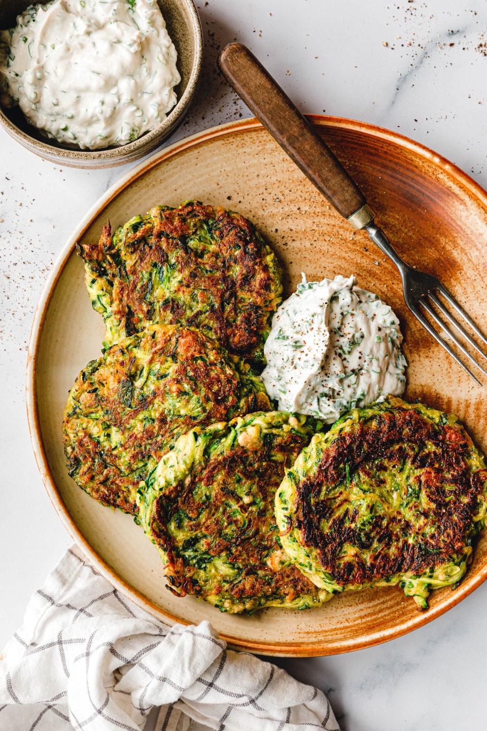 Vegane Zucchinipuffer
