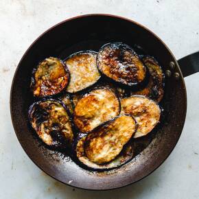 Gebratene Auberginen