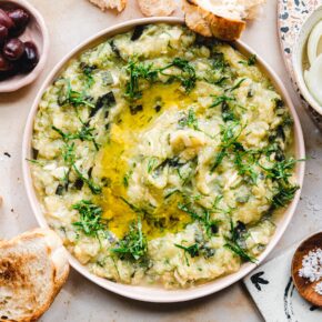 Lib el Kousa – der vermutlich leckerste Zucchini-Knoblauch-Dip