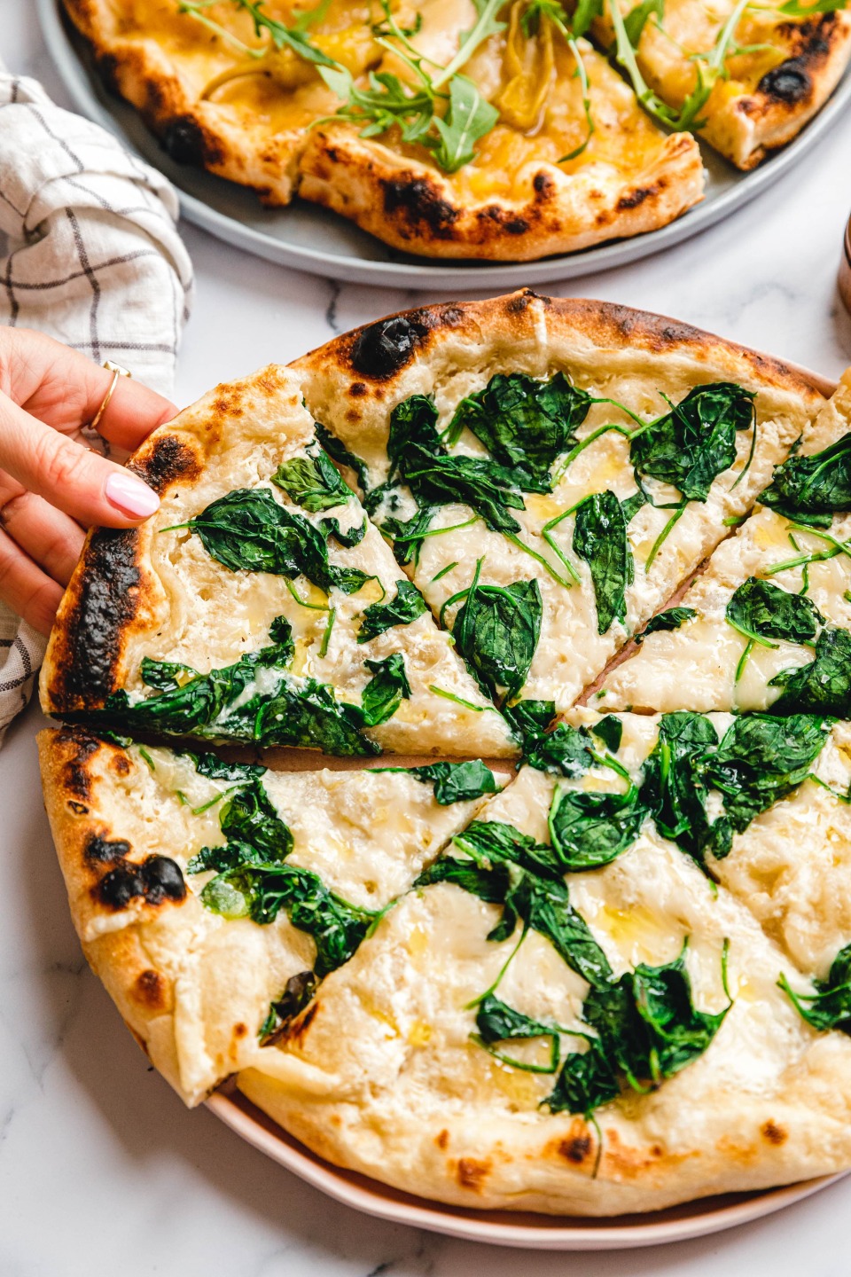 Vegane Pizza Bianca mit Spinat