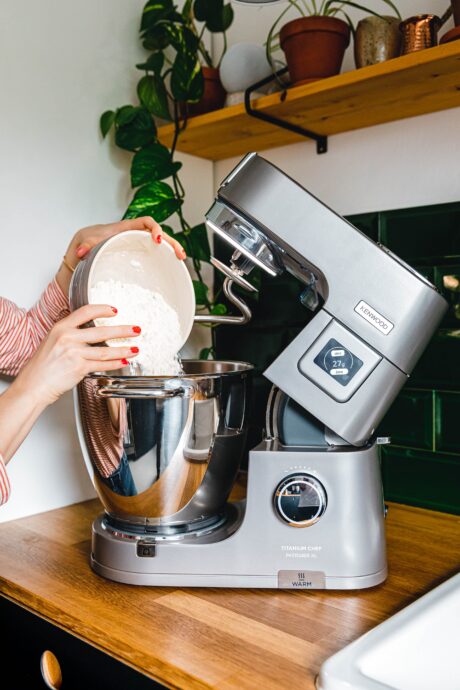 Zubereitung veganer Bienenstich