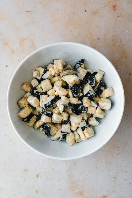 Zubereitung vegane Pasta alla Norma