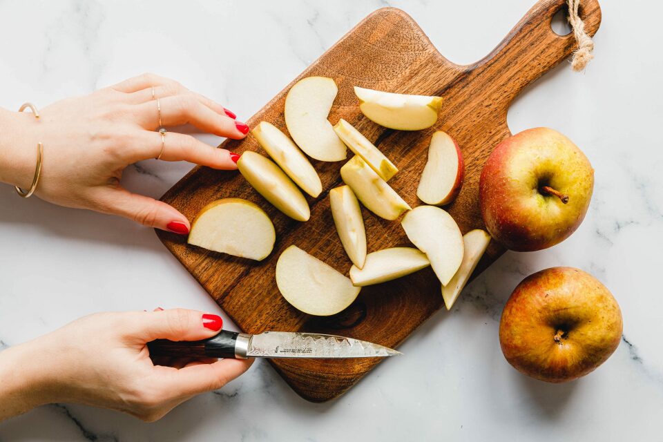 Zubereitung Zutaten Veganer Cheesecake-Apfelstrudel mit Preiselbeeren