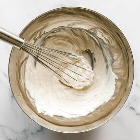 Zubereitung Zutaten Veganer Cheesecake-Apfelstrudel mit Preiselbeeren