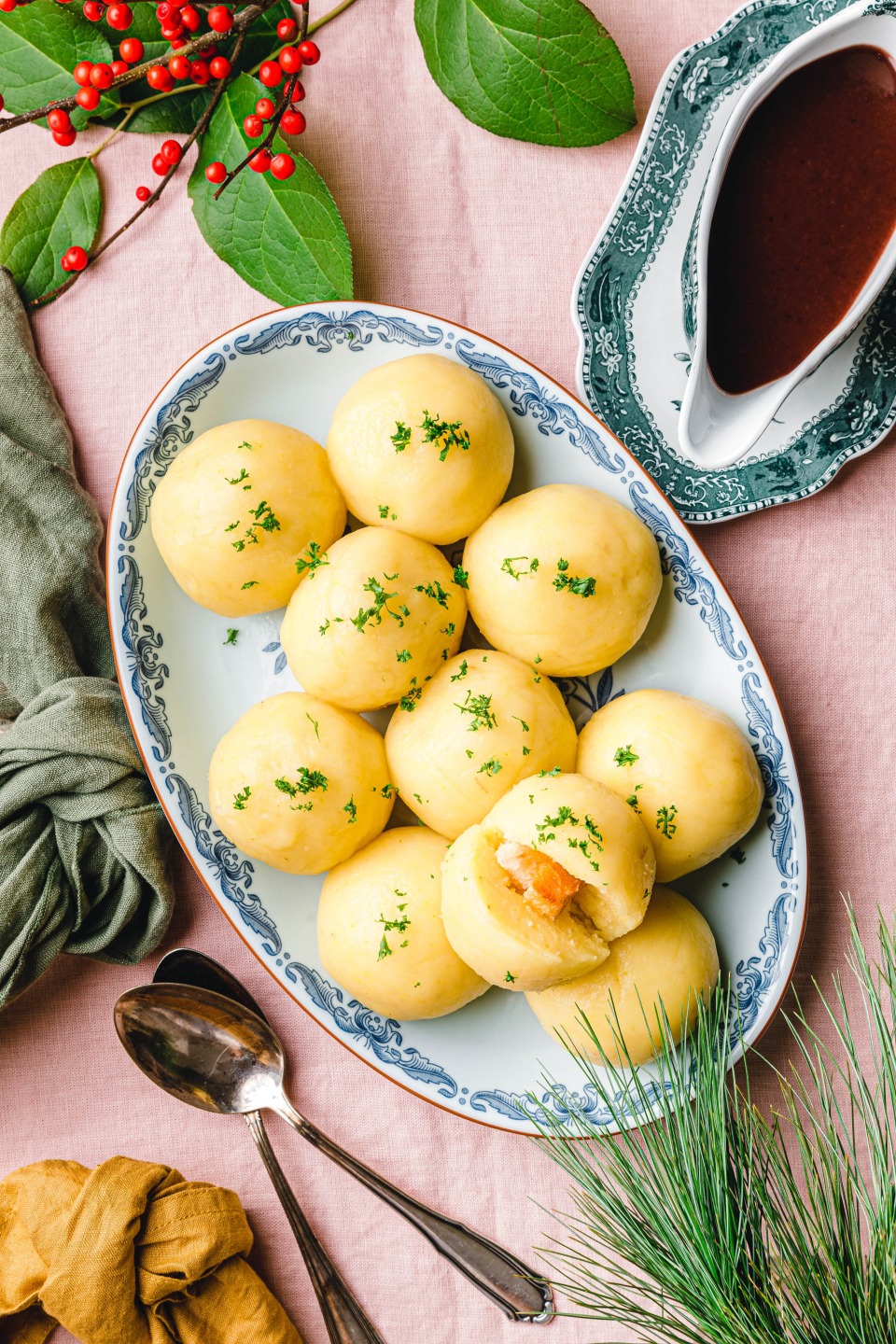 Vegane seidene Klöße