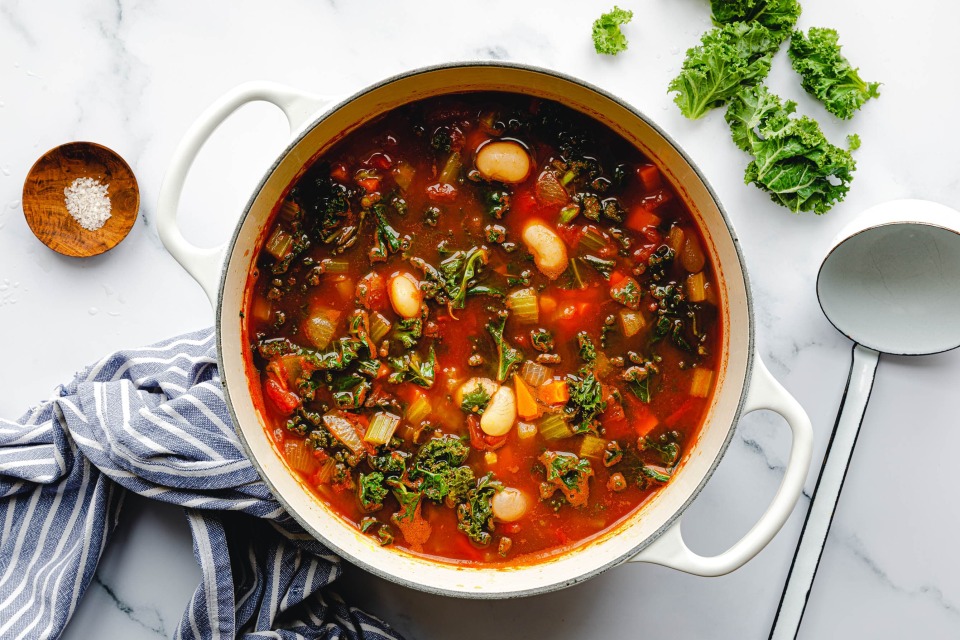 Grünkohl-Bohnen-Minestrone