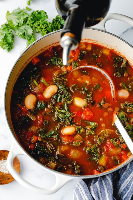 Grünkohl-Bohnen-Minestrone