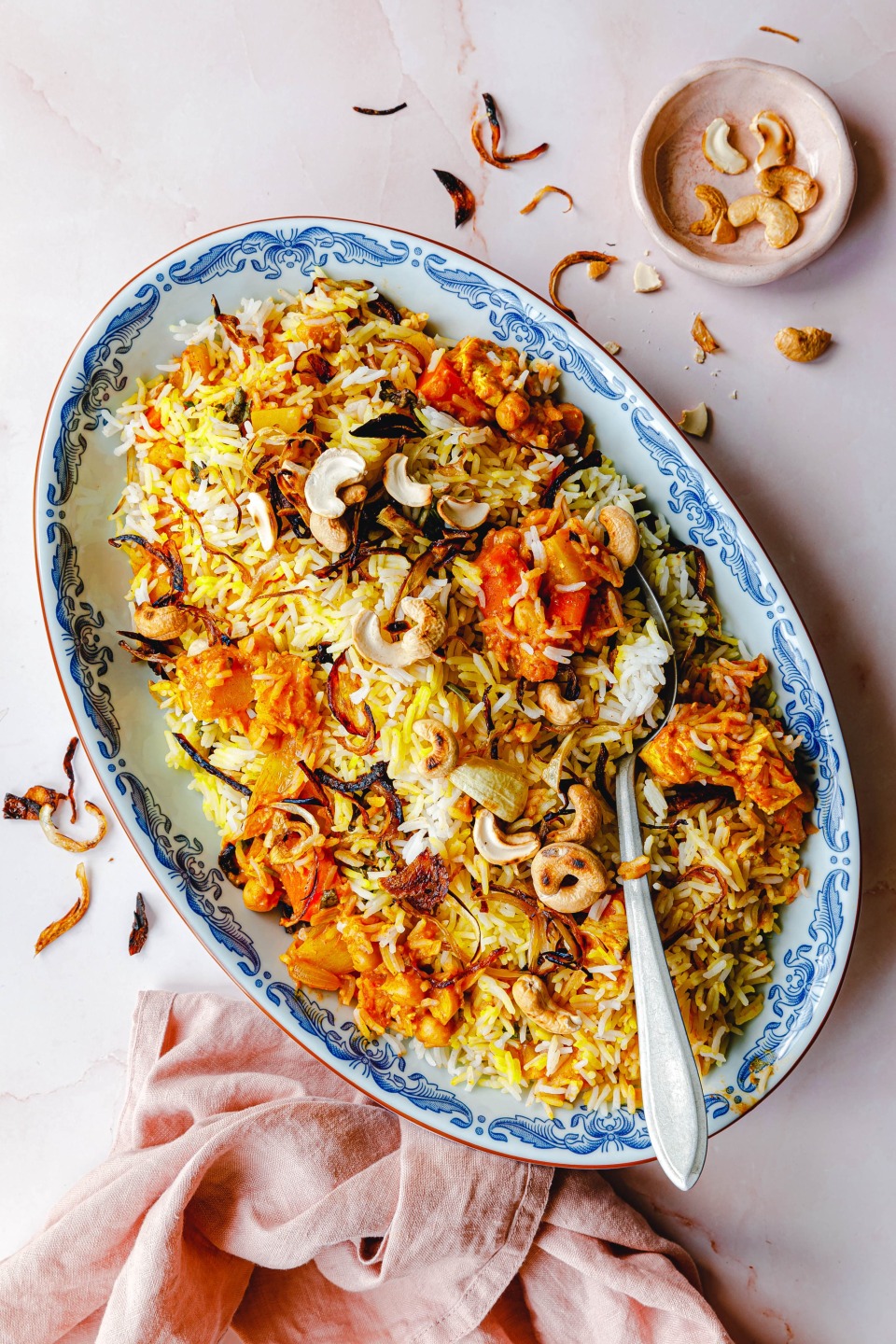 Veganes Biryani mit Tofu