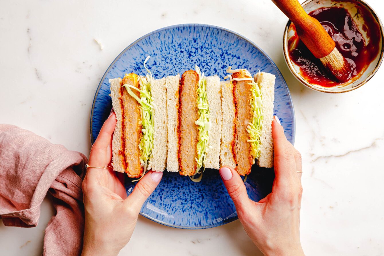 Veganes Katsu Sando – der japanische Schnitzelsemmel