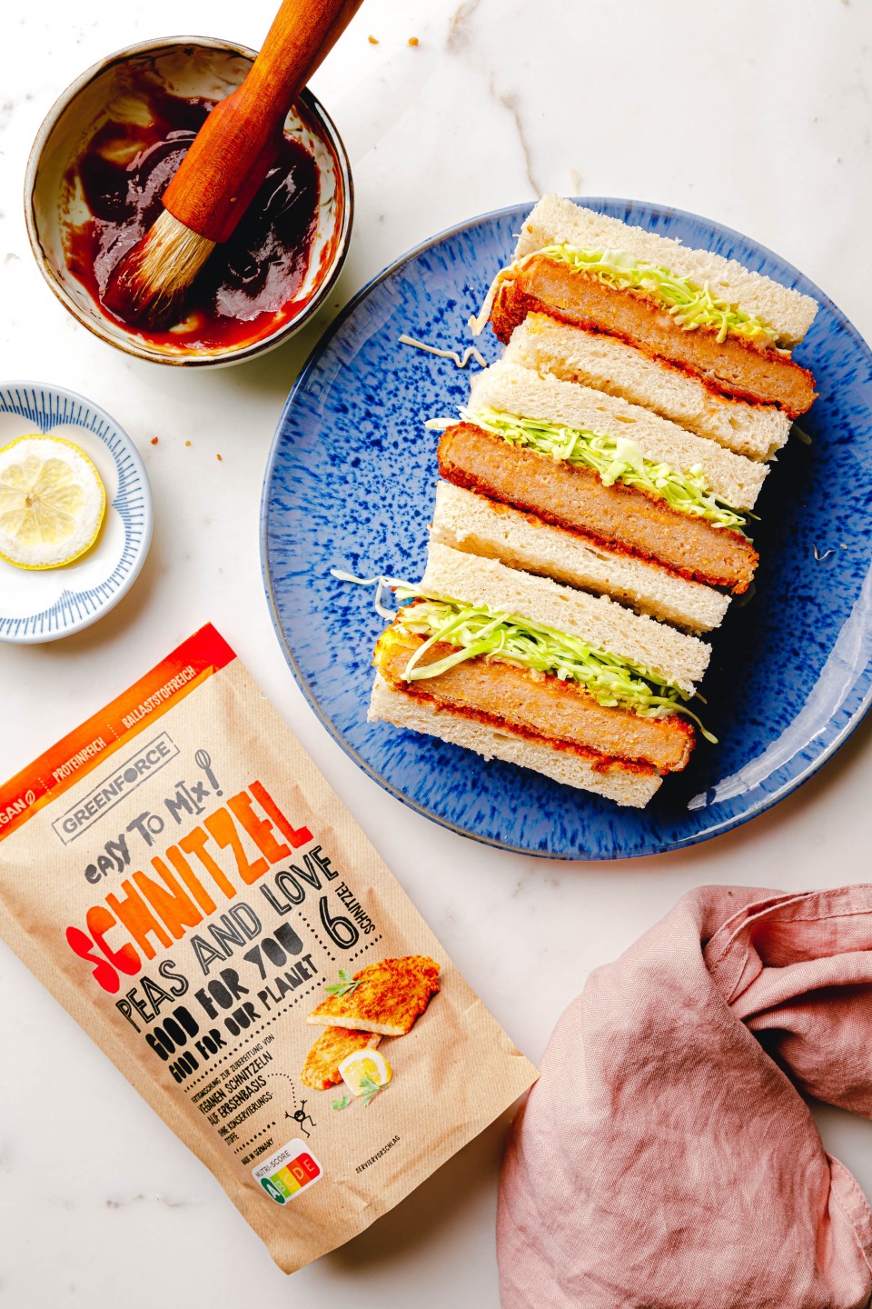 Veganes Katsu Sando mit Greenforce „Easy To Mix“ Schnitzel