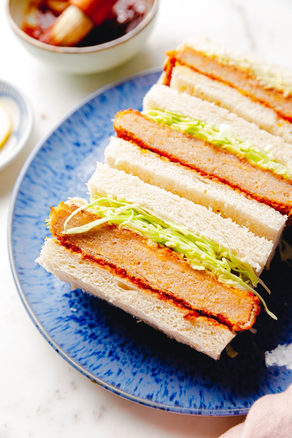 Veganes Katsu Sando – der japanische Schnitzelsemmel