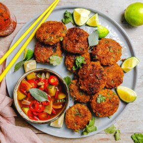 Vegane thailändische Fischfrikadellen – Tod Mun Pla