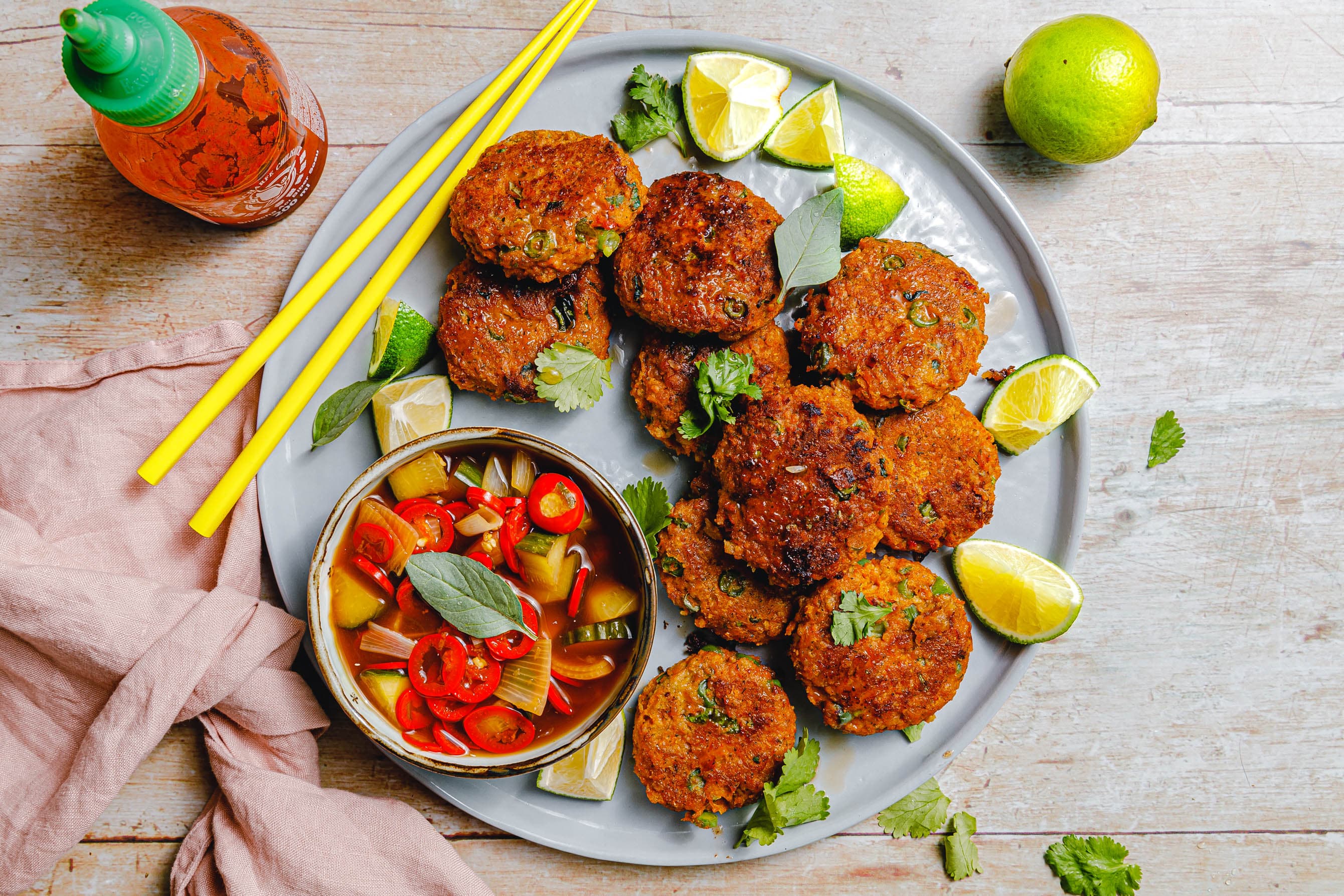 Vegane thailändische Fischfrikadellen – Tod Mun Pla