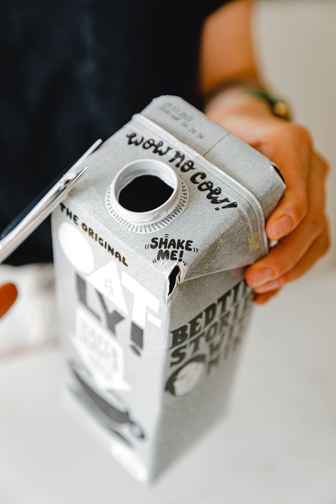 Sprossen ziehen im Milchkarton