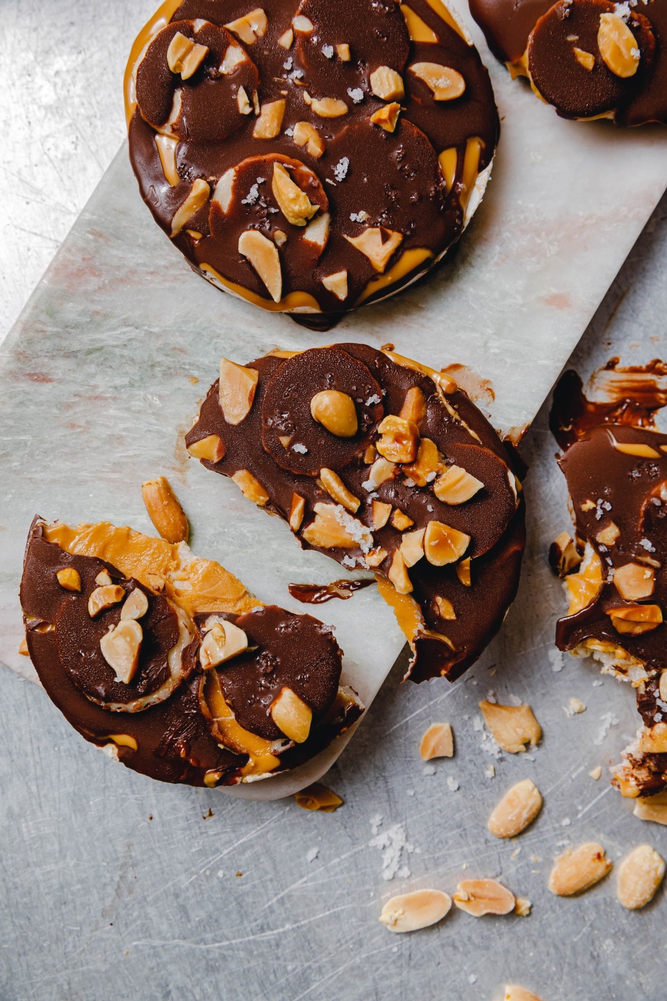 Vegane Snickers-Reiswaffeln